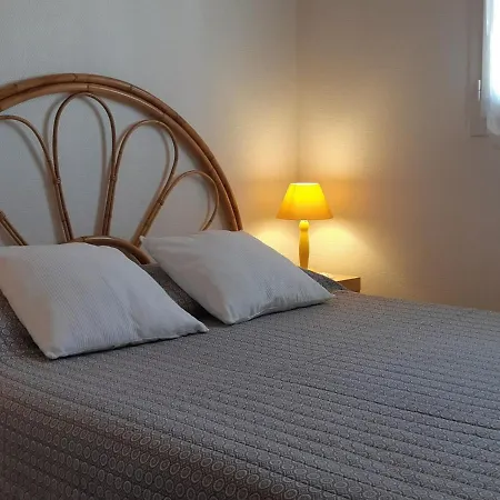 Appartement Saint-Martin-de-Ré, 2 pièces, 2 personnes - FR-1-544-6 *